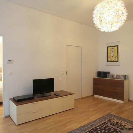 Casa Nostra - Moderne Stadtwohnung mit Balkon Wien Zimmer foto