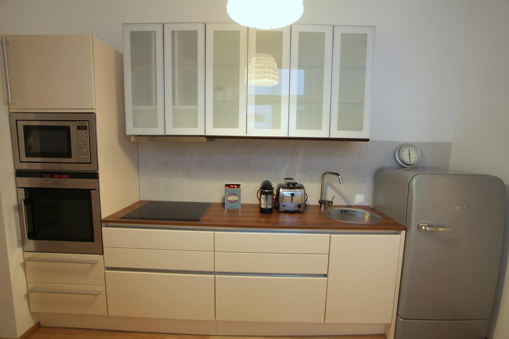 Casa Nostra - Moderne Stadtwohnung mit Balkon Wien Zimmer foto